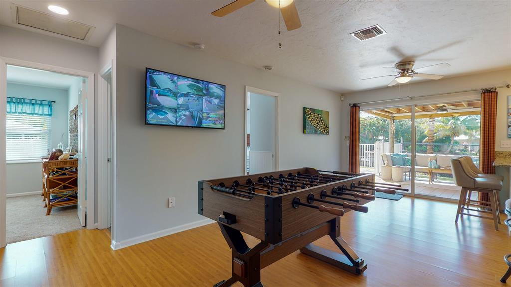 RUSTIC HILLS - Residential