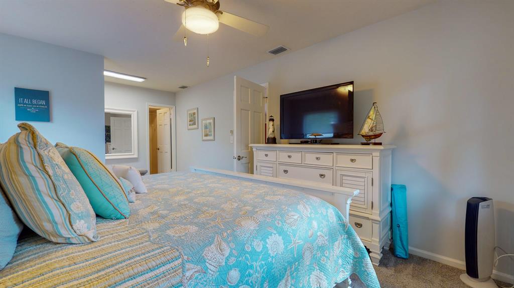 RUSTIC HILLS - Residential