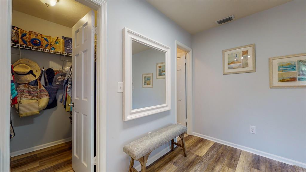 RUSTIC HILLS - Residential