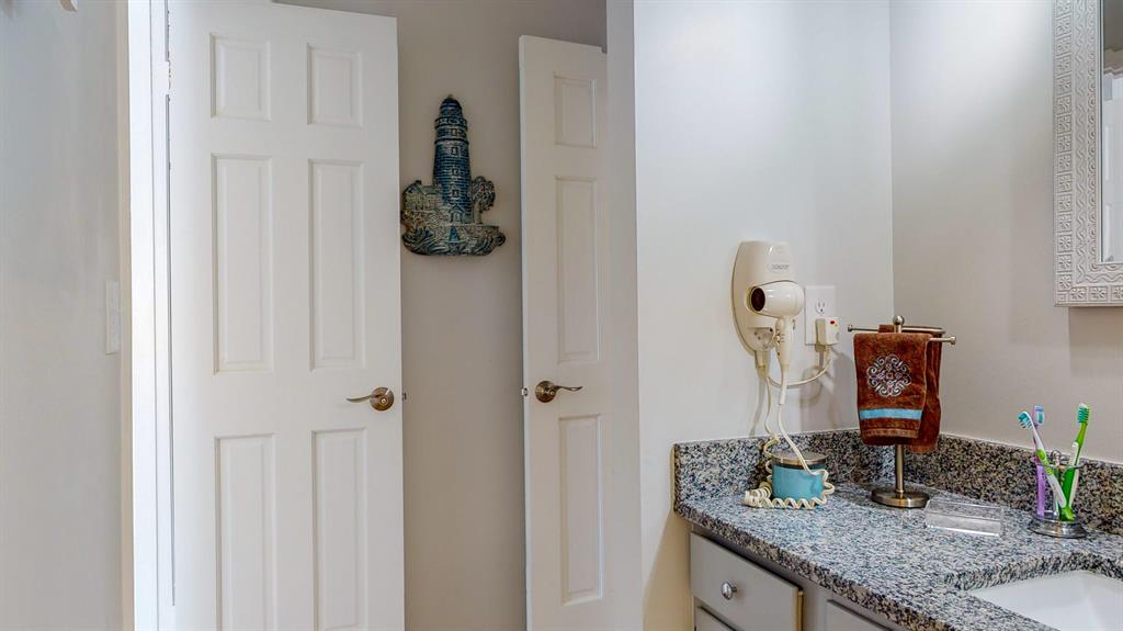 RUSTIC HILLS - Residential