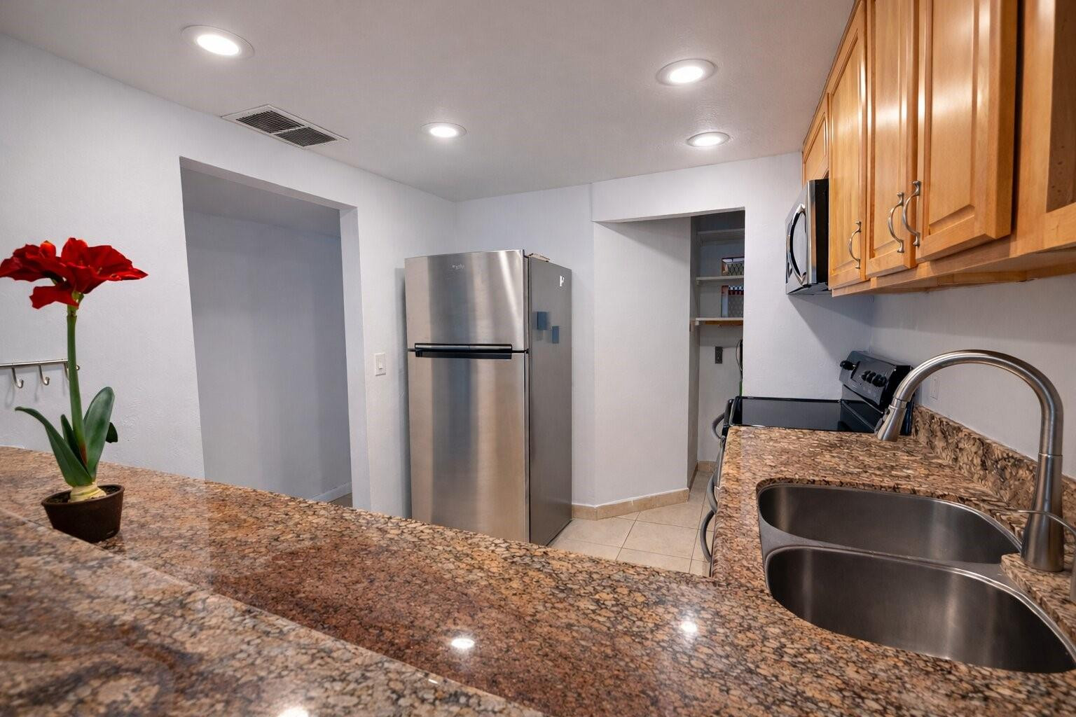 Cross Fox Condo Building C - Residential Lease