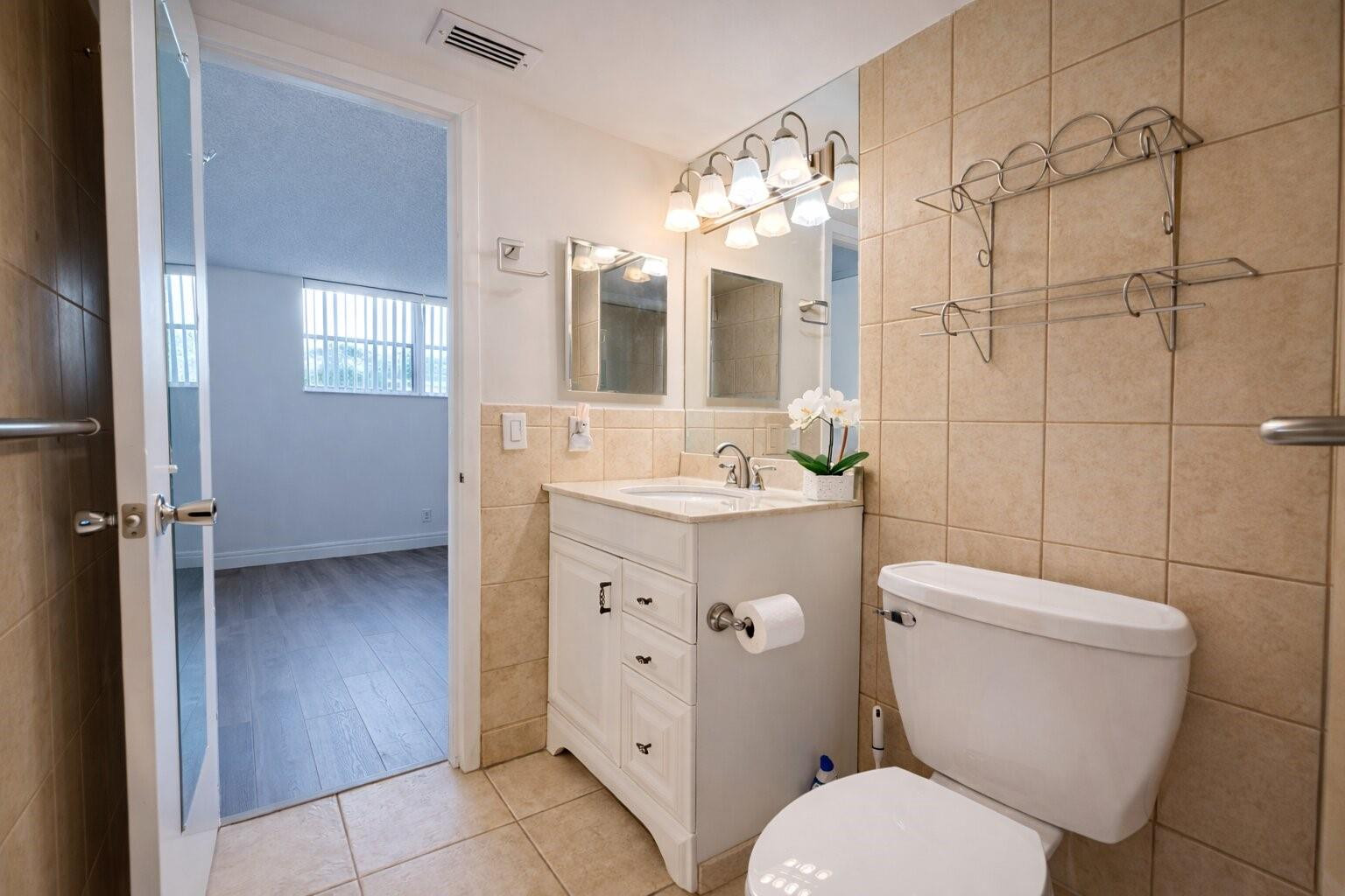 Cross Fox Condo Building C - Residential Lease