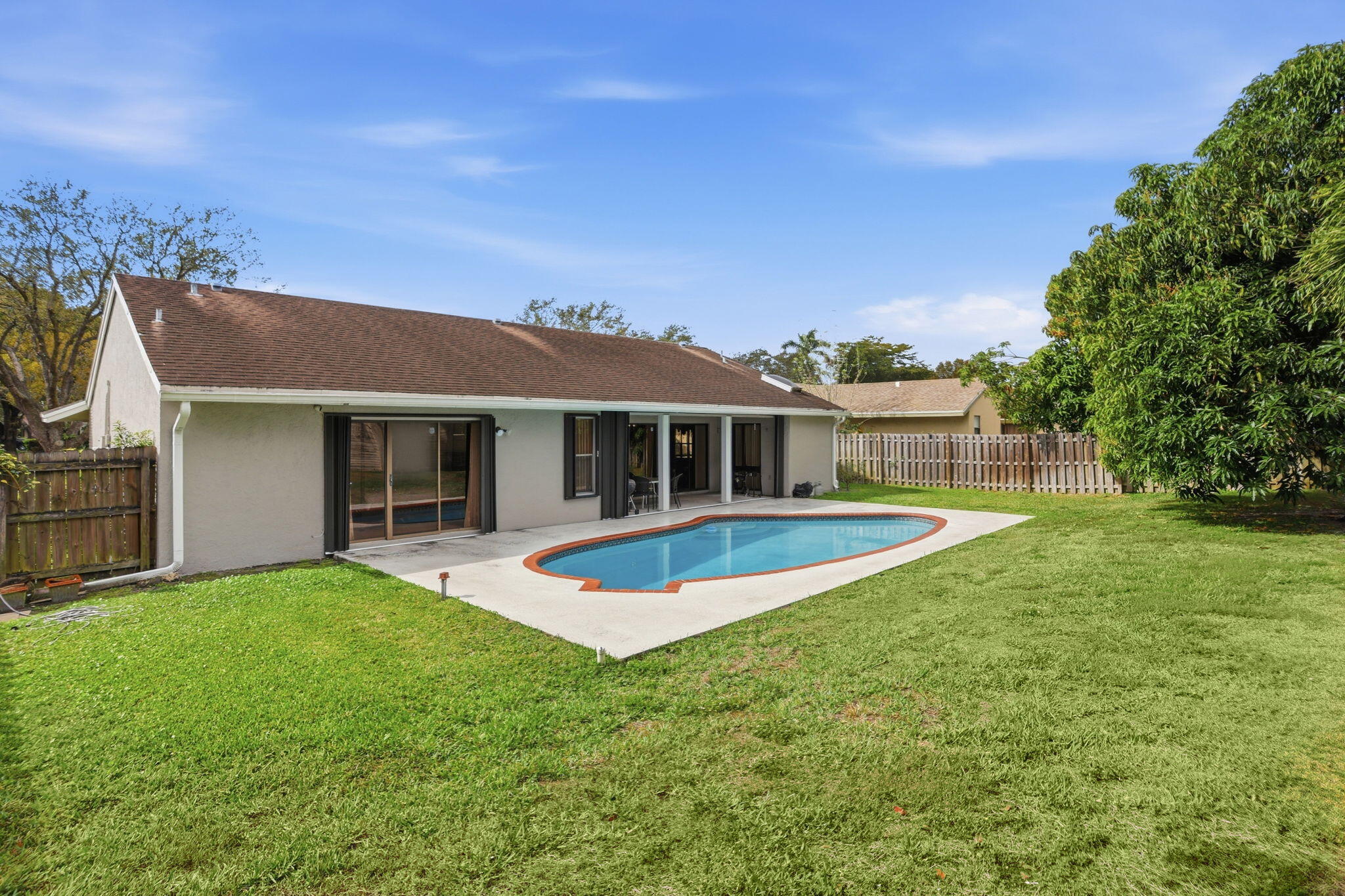 BEACHWOOD HEIGHTS - Residential