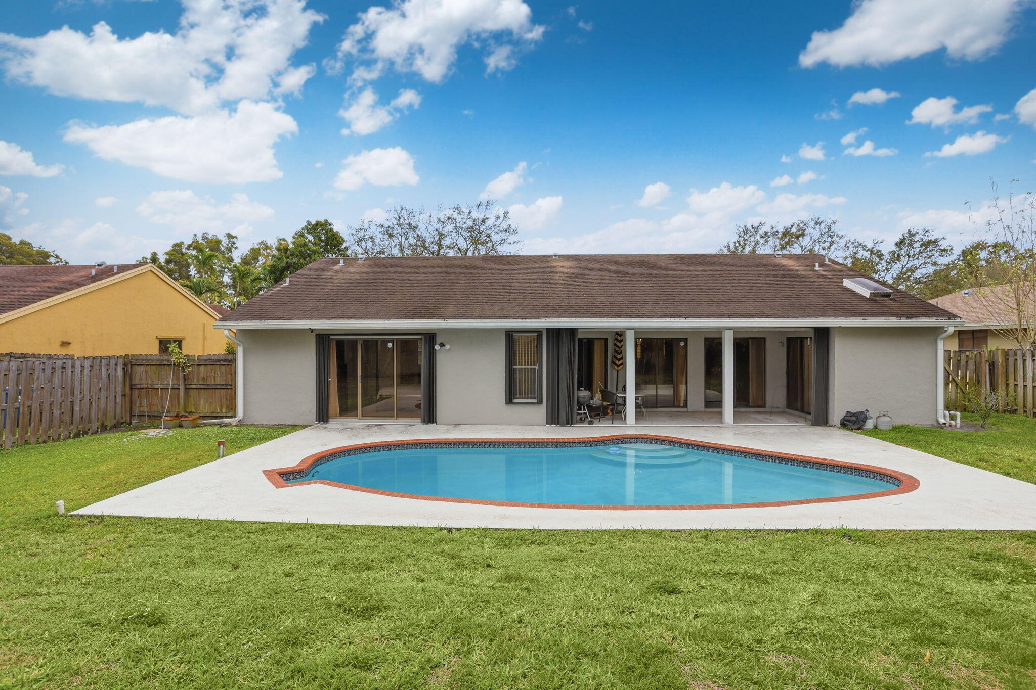 BEACHWOOD HEIGHTS - Residential