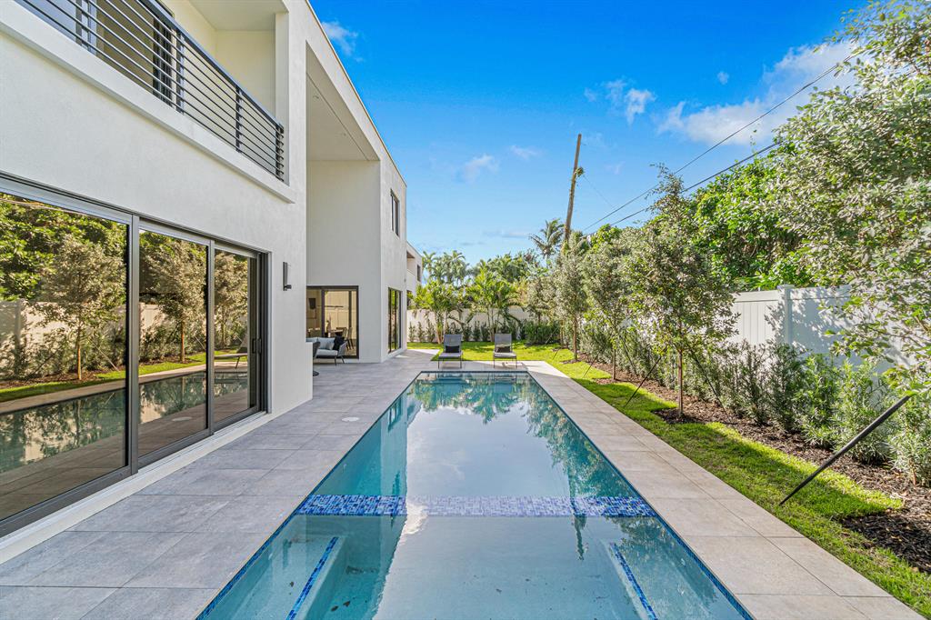 BOCA RATON RIVIERA - Residential