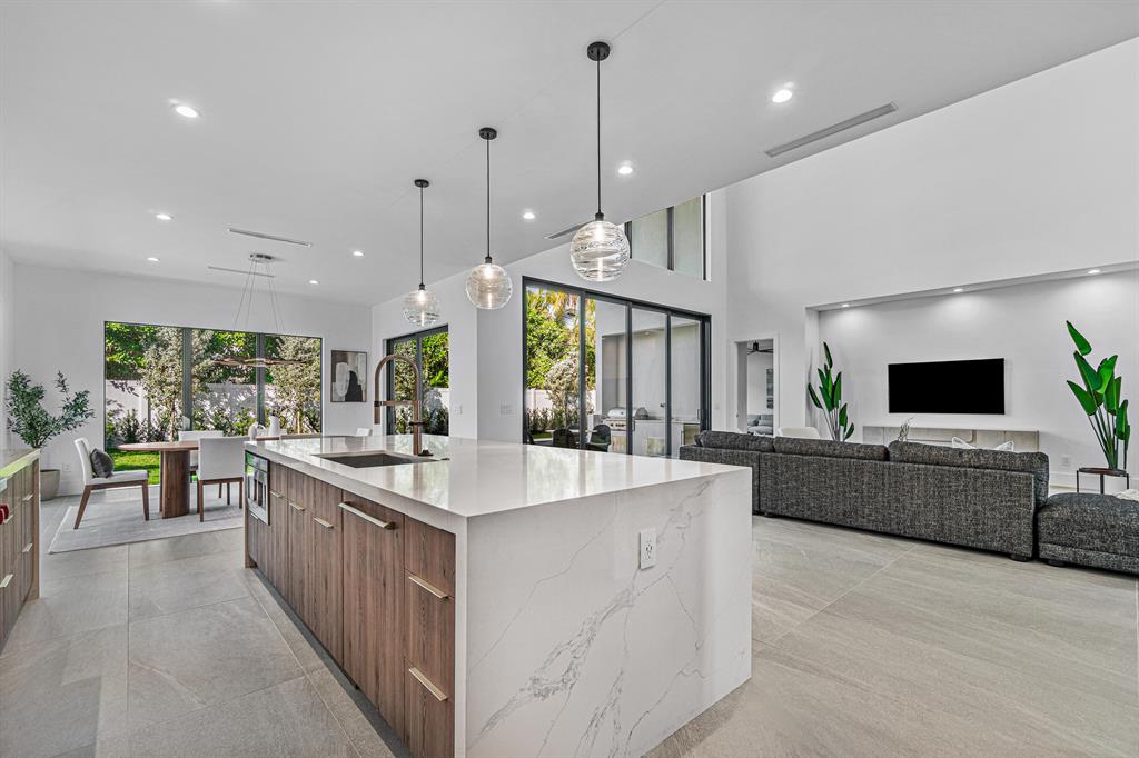 BOCA RATON RIVIERA - Residential