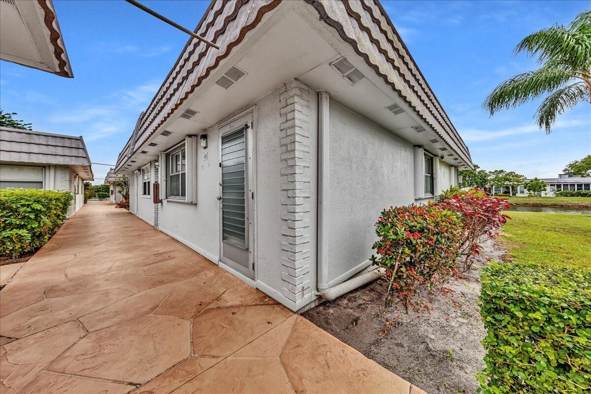 150 Valencia Boulevard G
