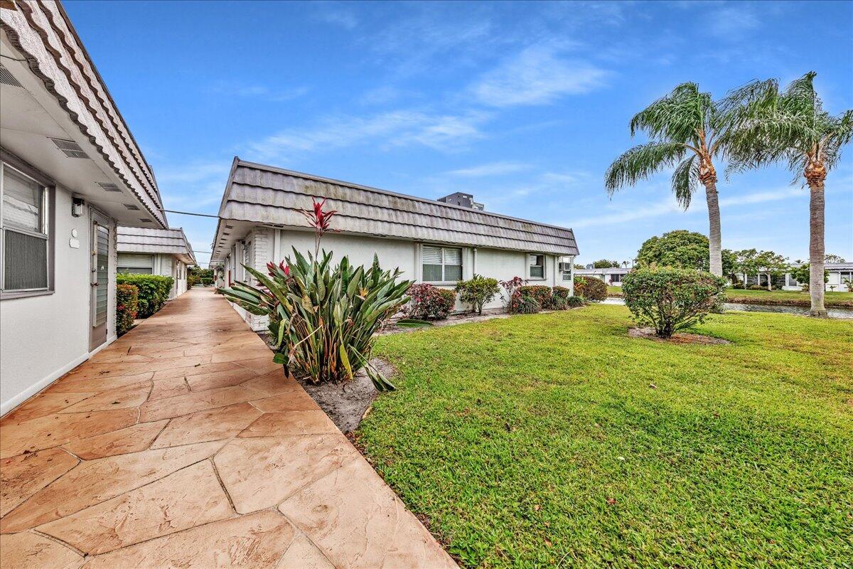 150 Valencia Boulevard G