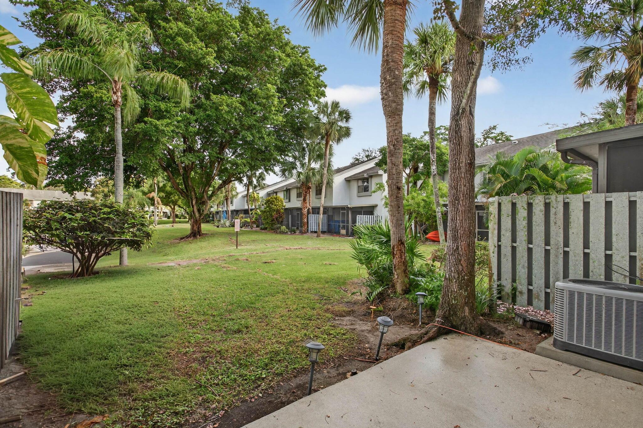 GOLDEN RAINTREE IV-B COND - Residential