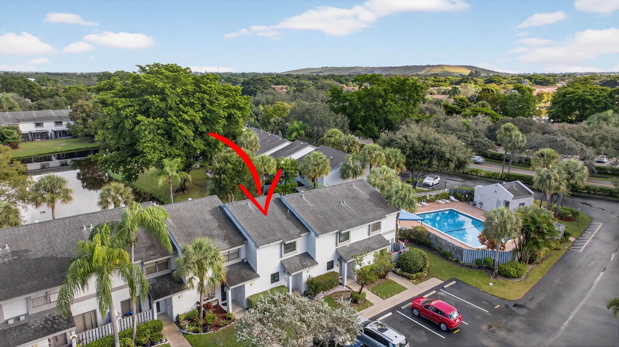 GOLDEN RAINTREE IV-B COND - Residential