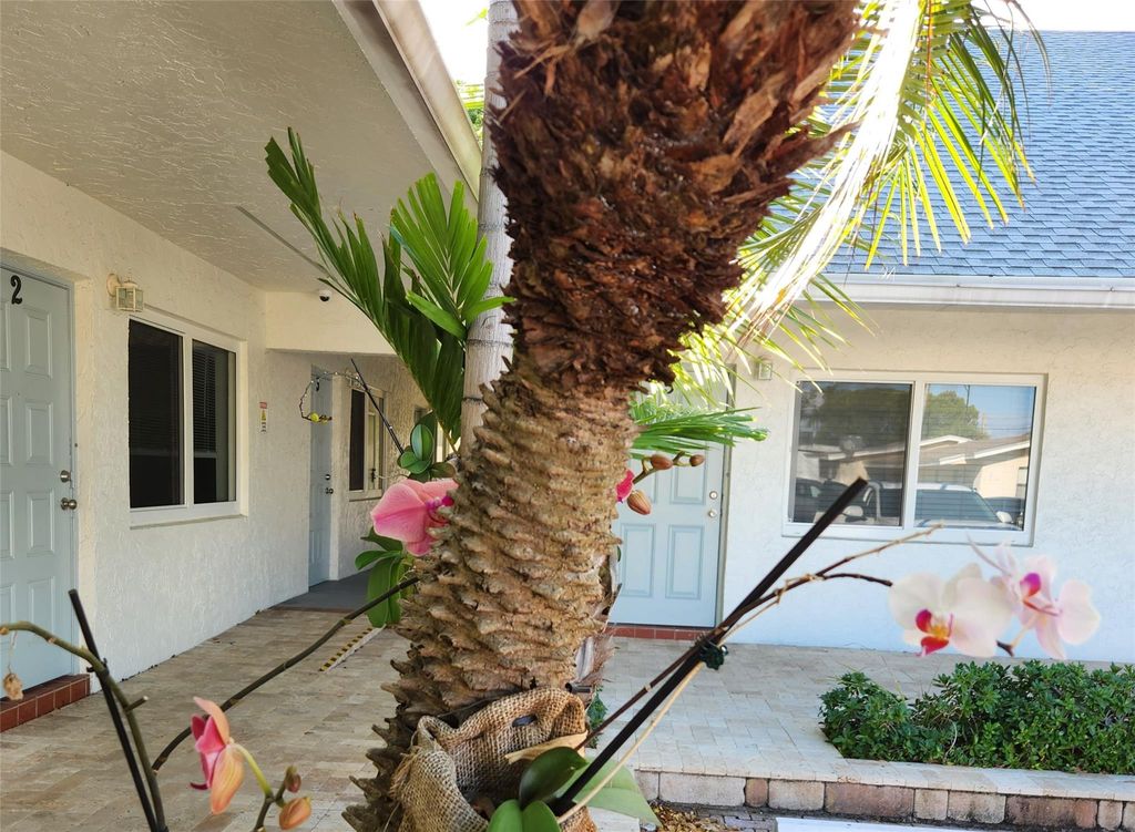 Photo of 1099 NE 32nd Street #6, Oakland Park, FL 33334 (MLS # F10513799)