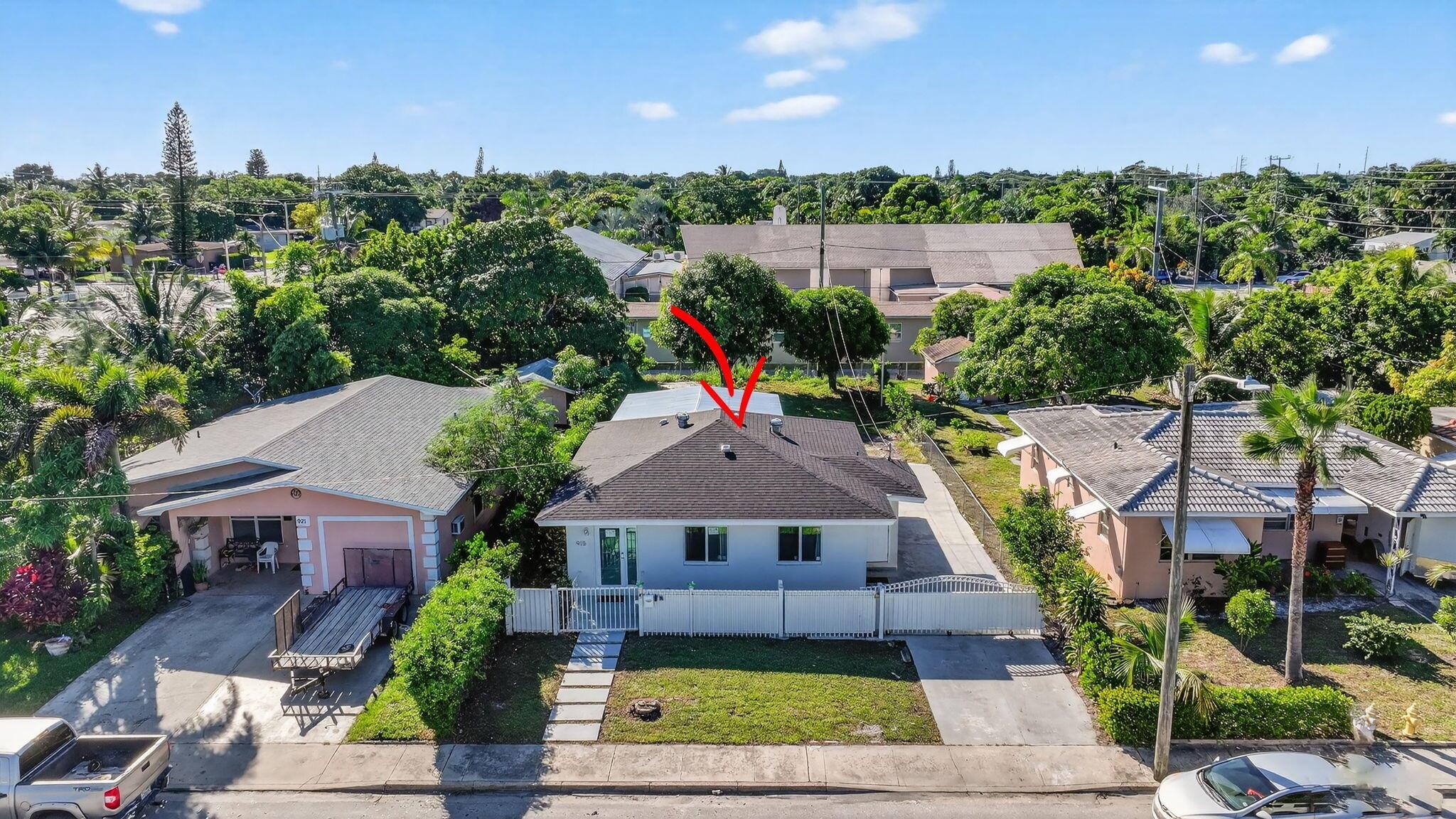 LAKE WORTH TOWN OF - Residential