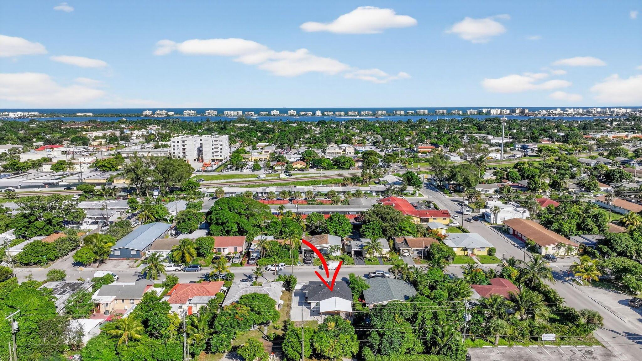 LAKE WORTH TOWN OF - Residential