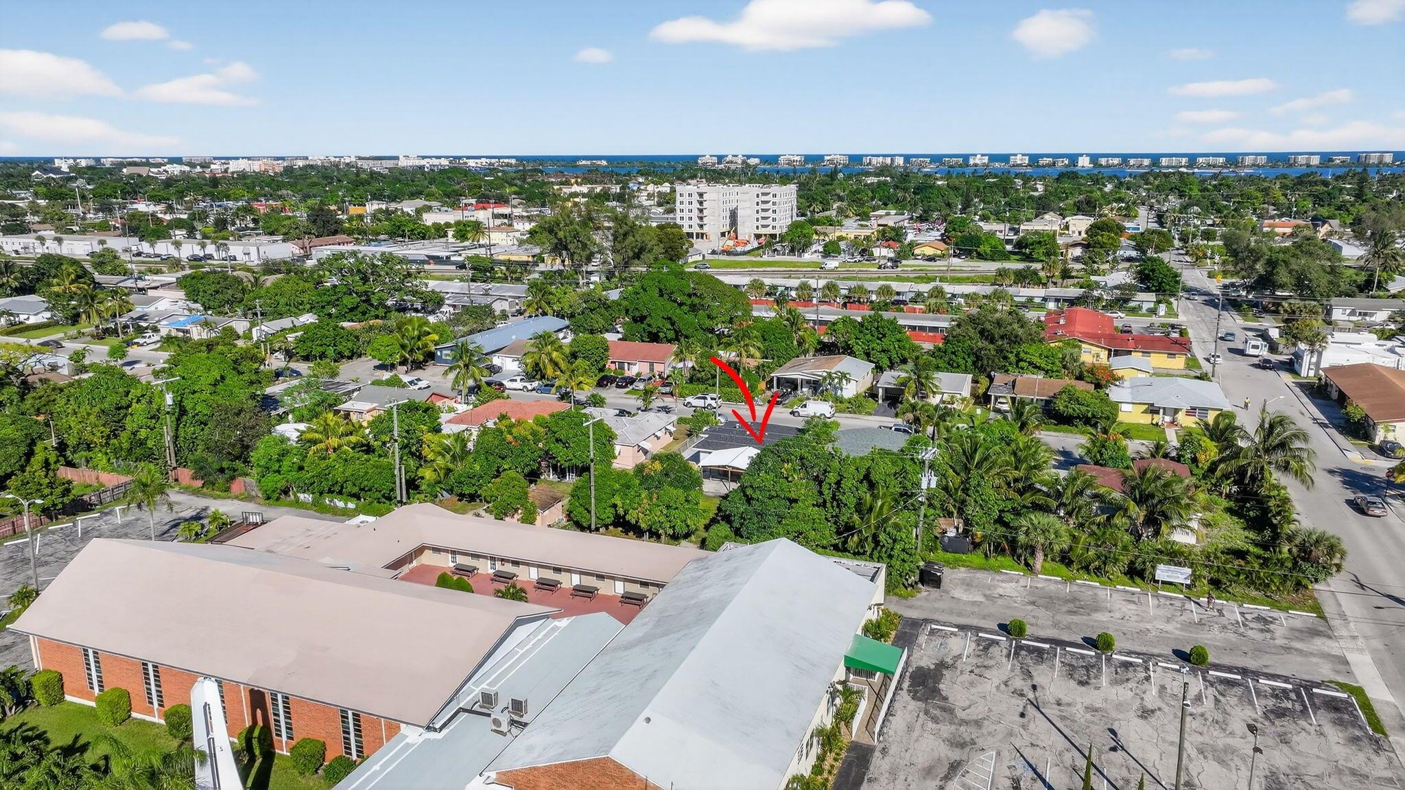 LAKE WORTH TOWN OF - Residential