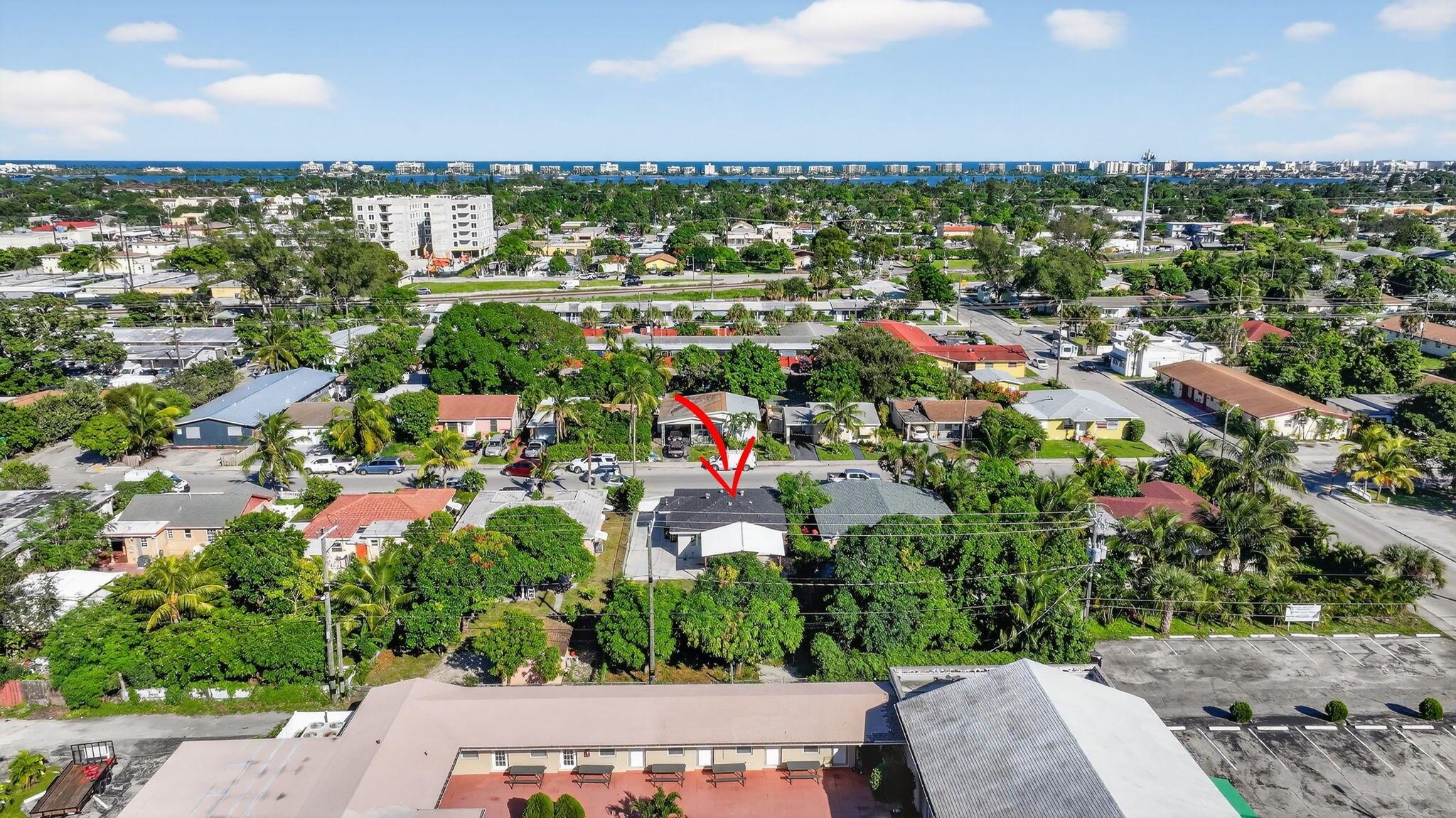 LAKE WORTH TOWN OF - Residential