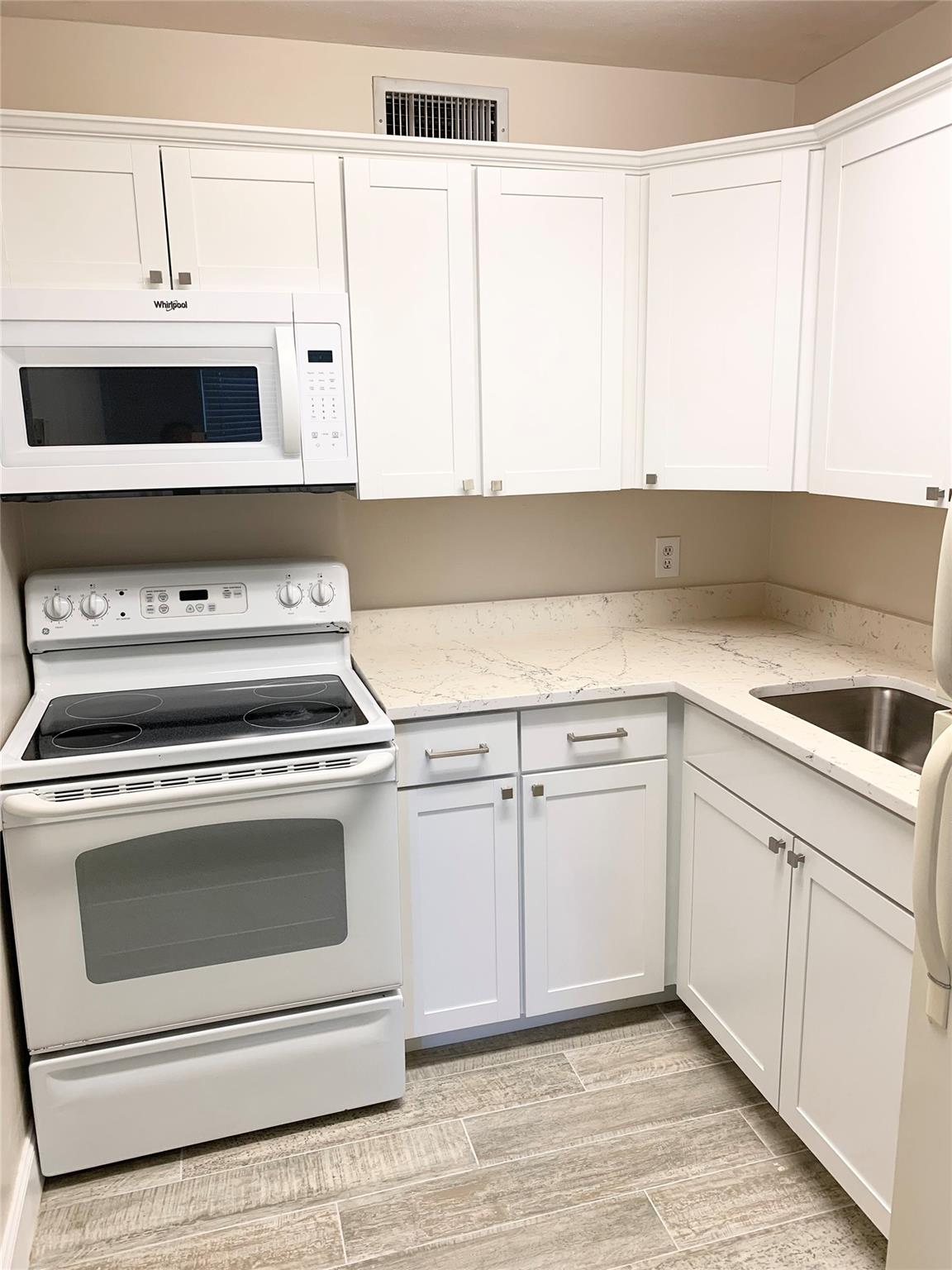 201 Inlet Way 1