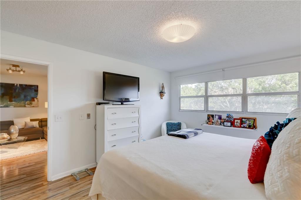 PLYMOUTH - Residential