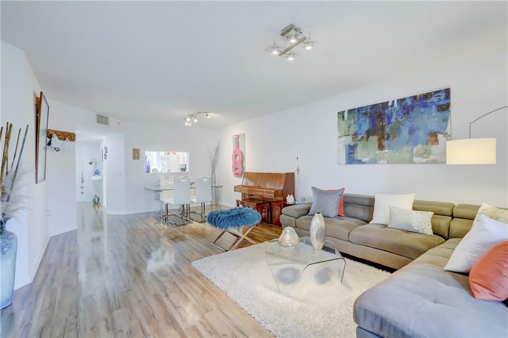 PLYMOUTH - Residential