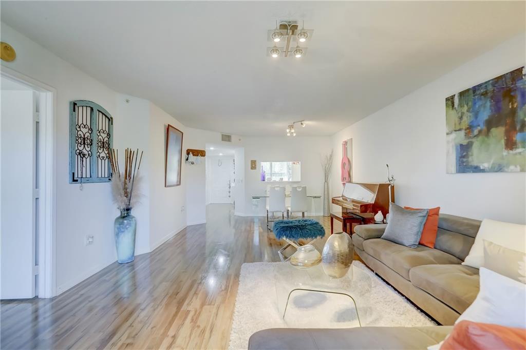 PLYMOUTH - Residential