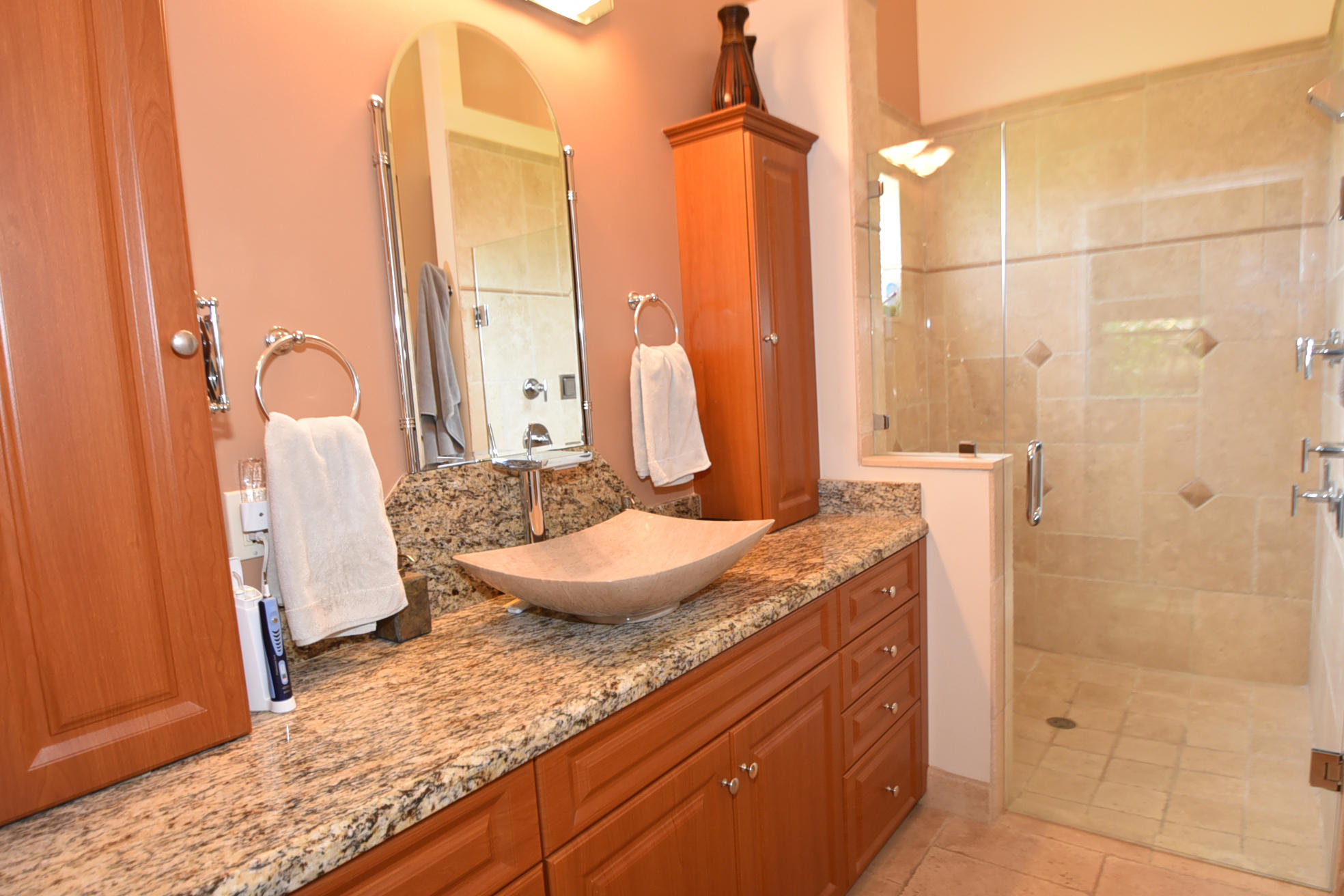 LEXINGTON CLUB 2 - Residential