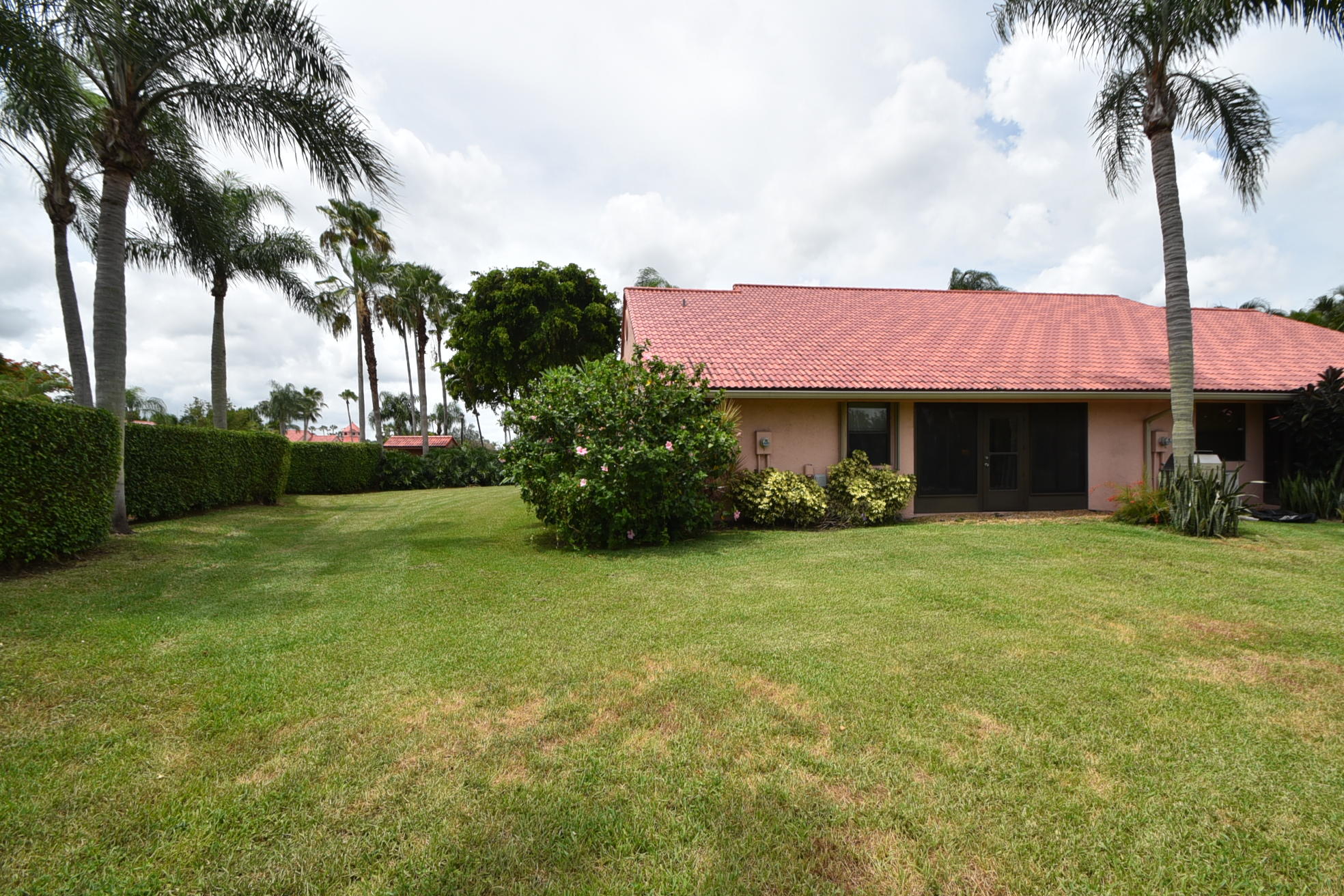 LEXINGTON CLUB 2 - Residential