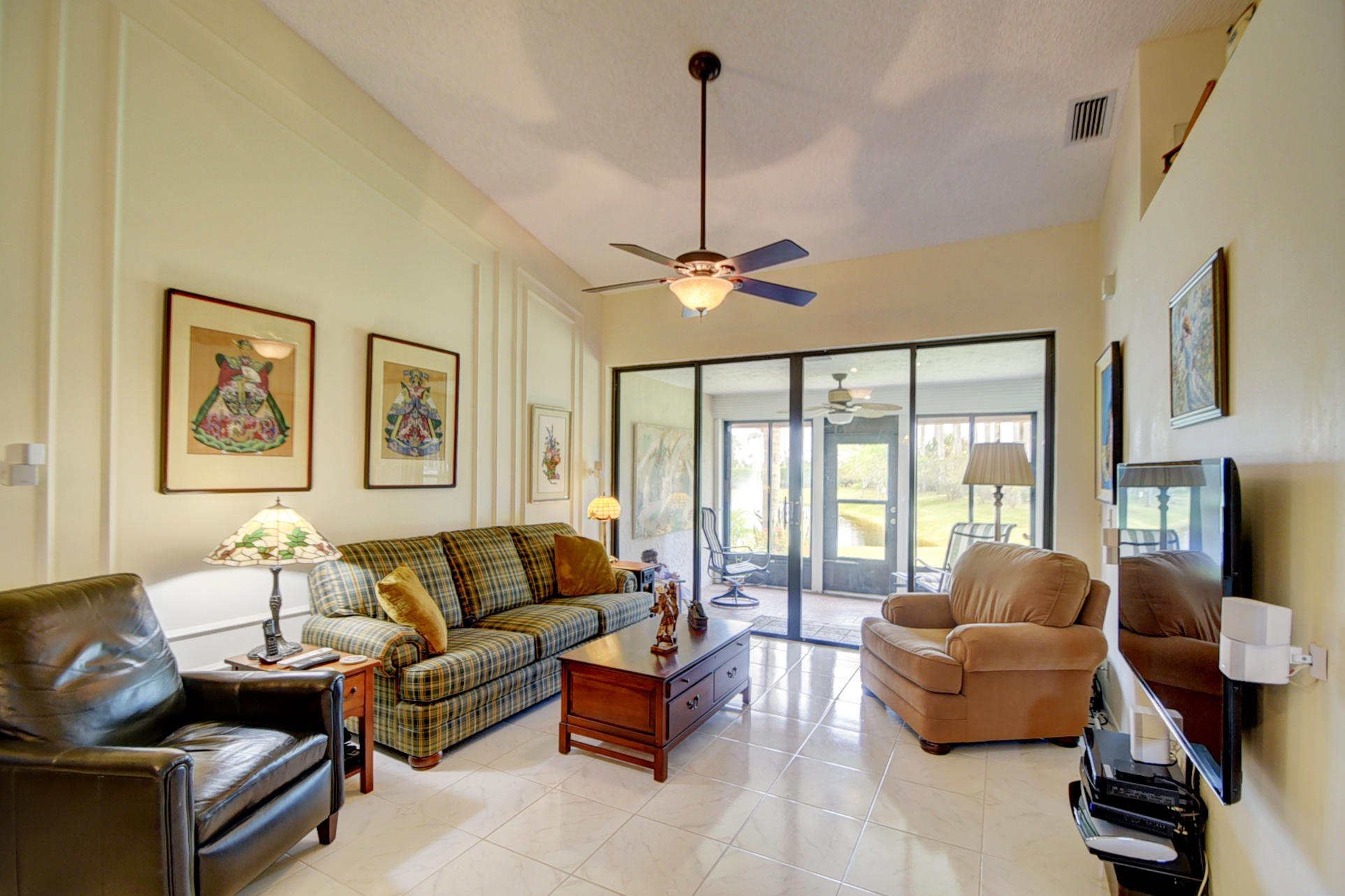 LEXINGTON CLUB 2 - Residential