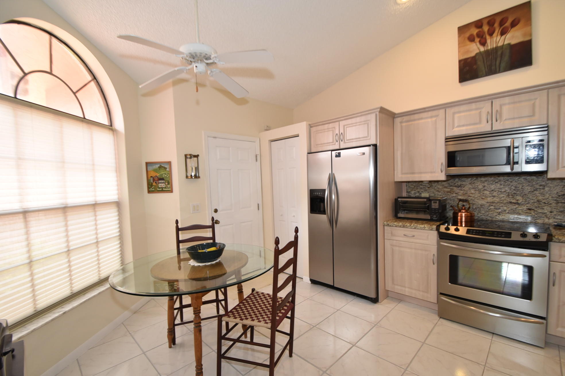 LEXINGTON CLUB 2 - Residential