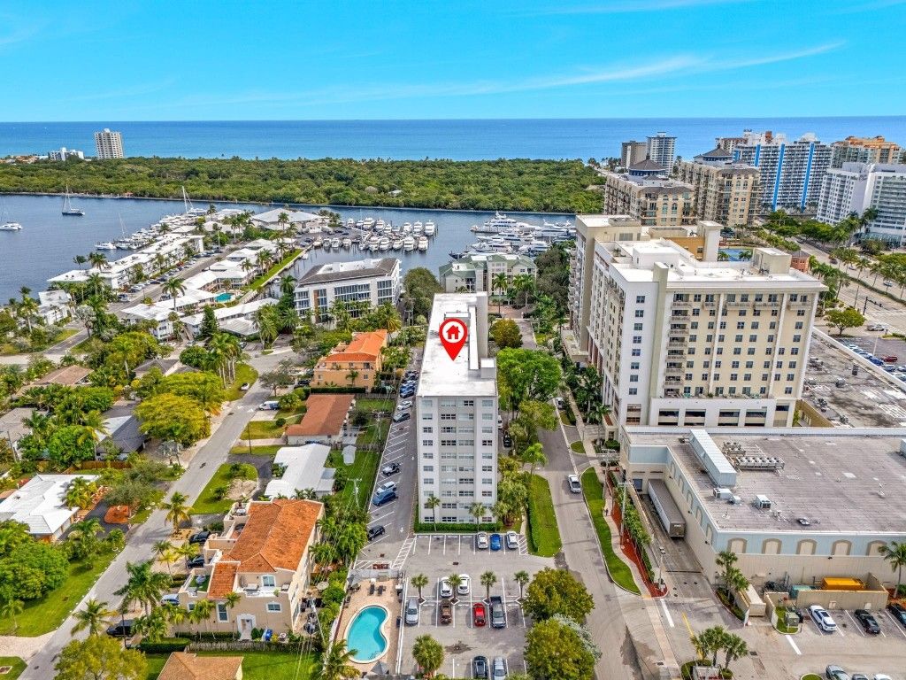 Photo of 2555 NE 11th Street #708, Fort Lauderdale, FL 33304 (MLS # F10539033)