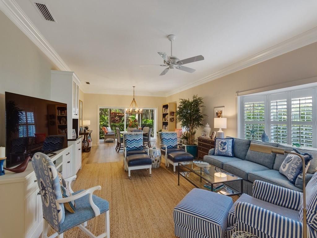 Photo of 125 E Park Shores Circle #21E, Vero Beach, FL 32963 (MLS # F10548251)