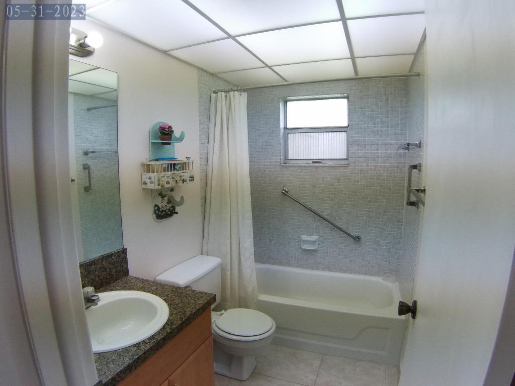 KINGS POINT FLANDERS CONDOS - Residential