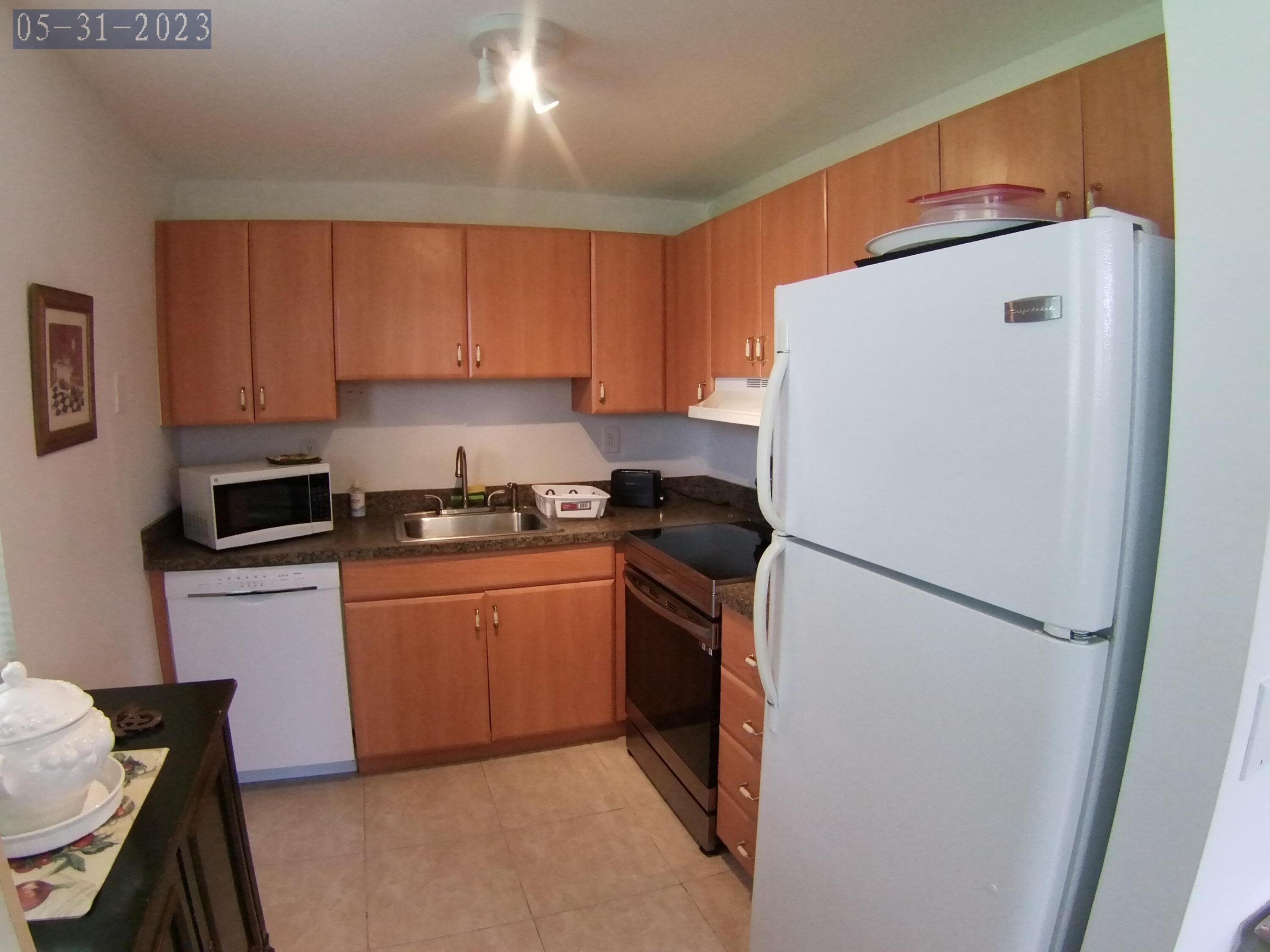 KINGS POINT FLANDERS CONDOS - Residential