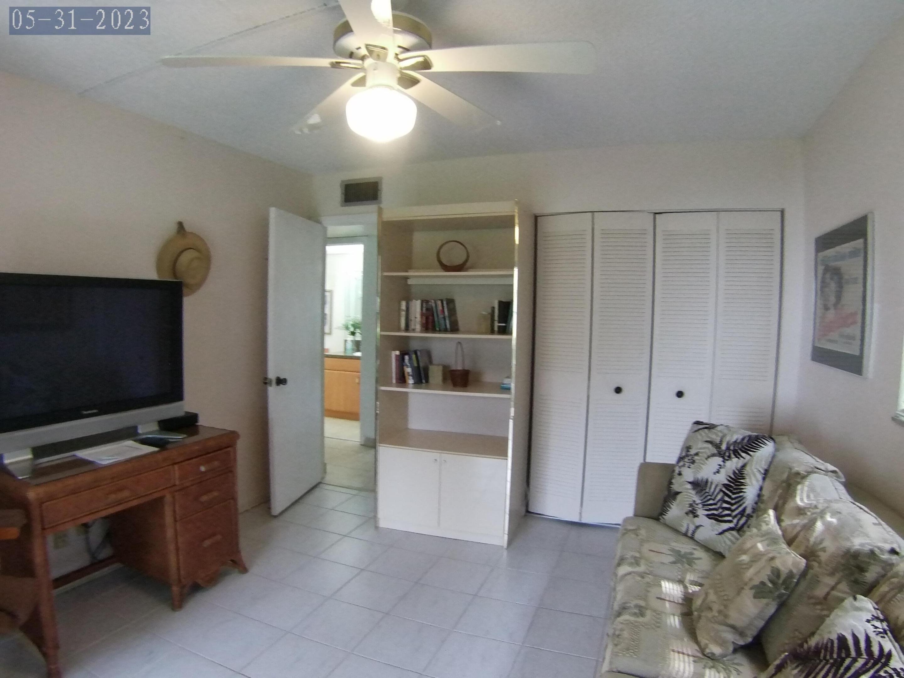 KINGS POINT FLANDERS CONDOS - Residential