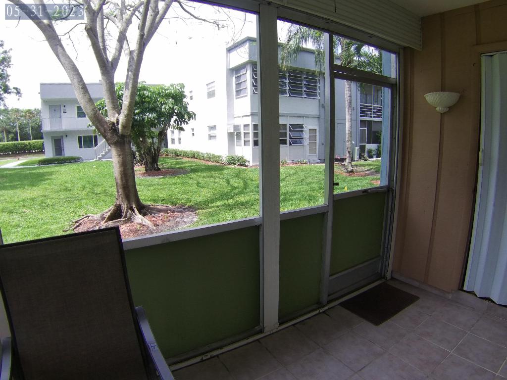 KINGS POINT FLANDERS CONDOS - Residential