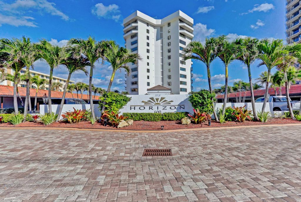 Photo of 600 Ocean Drive #4d, Juno Beach, FL 33408 (MLS # R11039521)