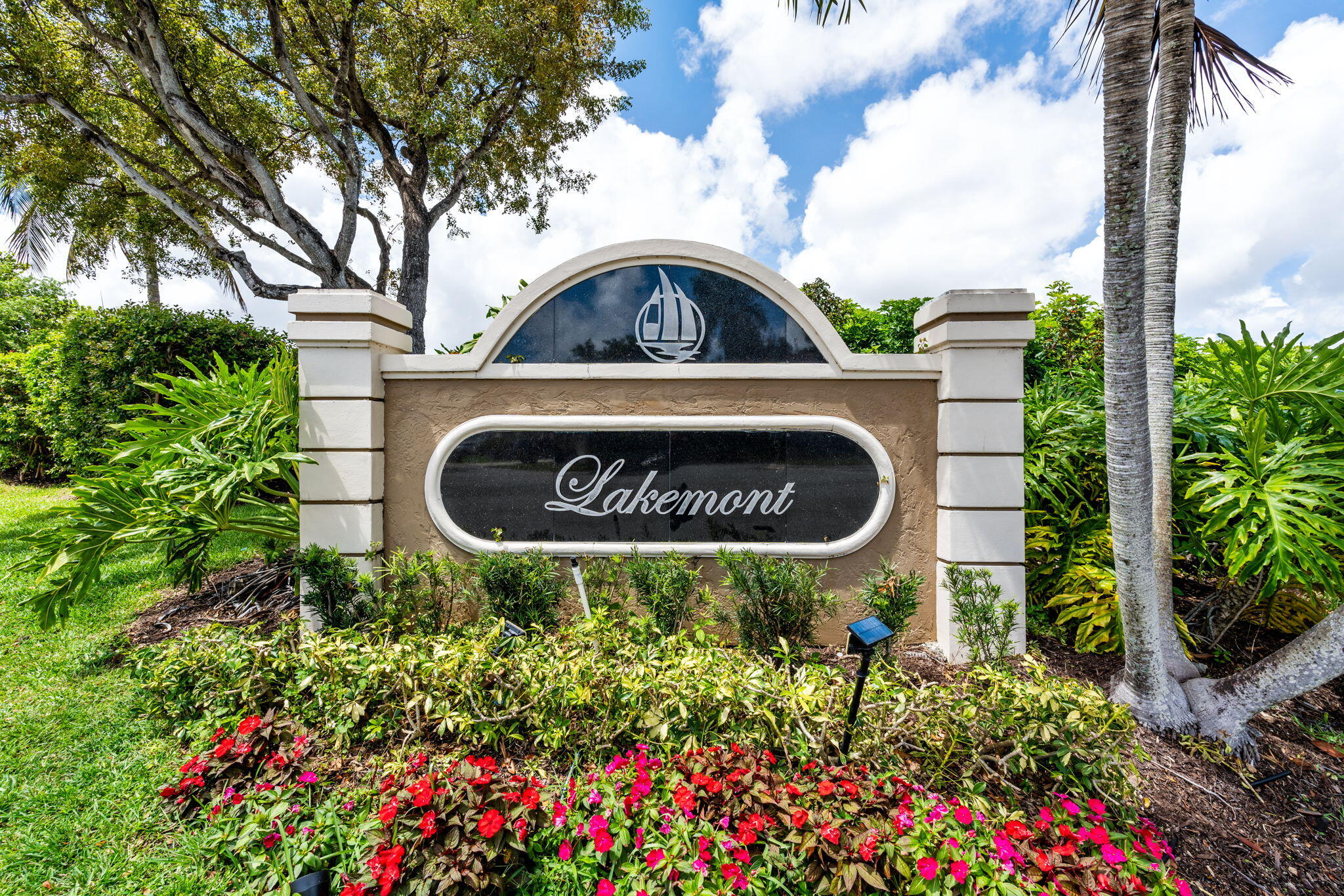 OLYMPIA & YORK RESIDENTIAL PLAT - Residential