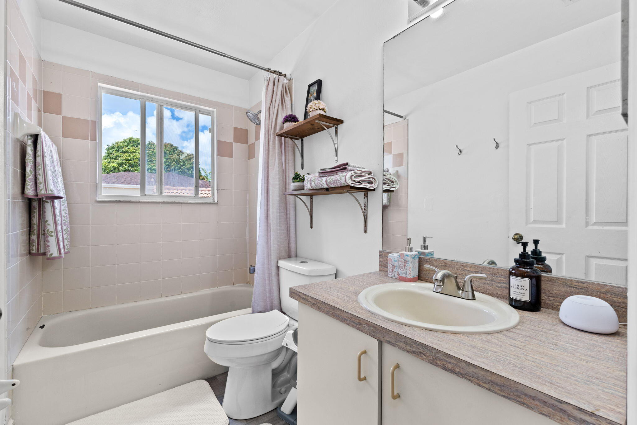 OLYMPIA & YORK RESIDENTIAL PLAT - Residential