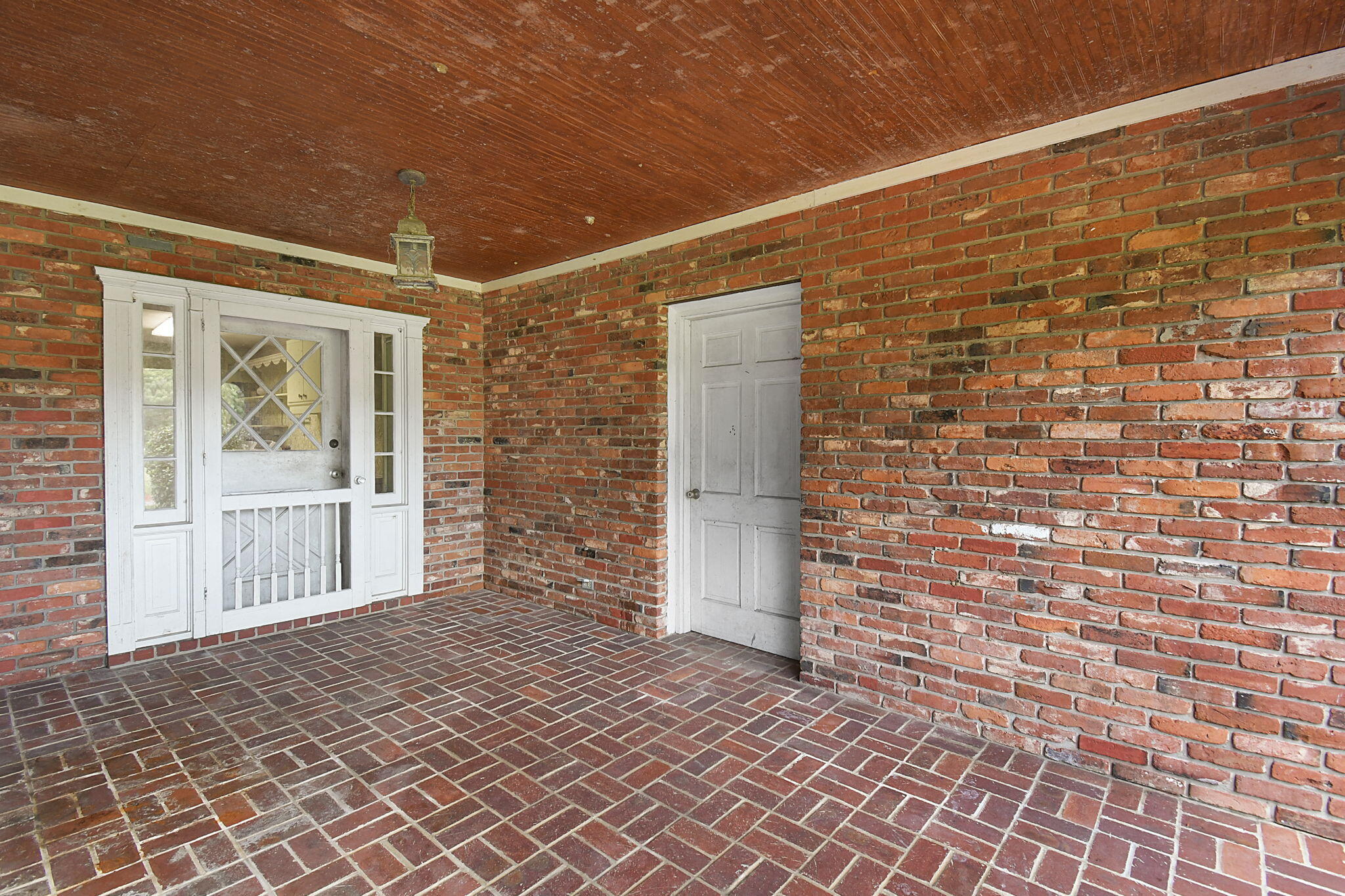 135 HARTMAN Road