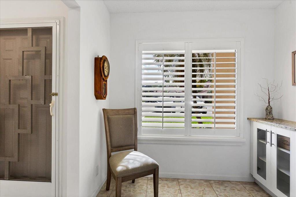 LAKESIDE CONDO 5 OF BANYAN SPRINGS - Residential