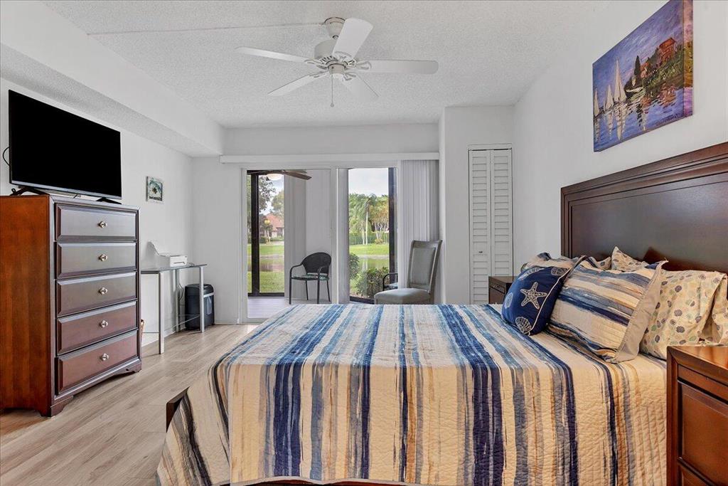 LAKESIDE CONDO 5 OF BANYAN SPRINGS - Residential