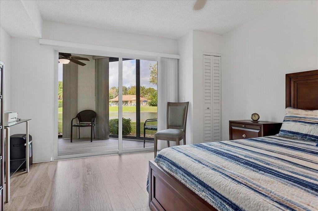 LAKESIDE CONDO 5 OF BANYAN SPRINGS - Residential