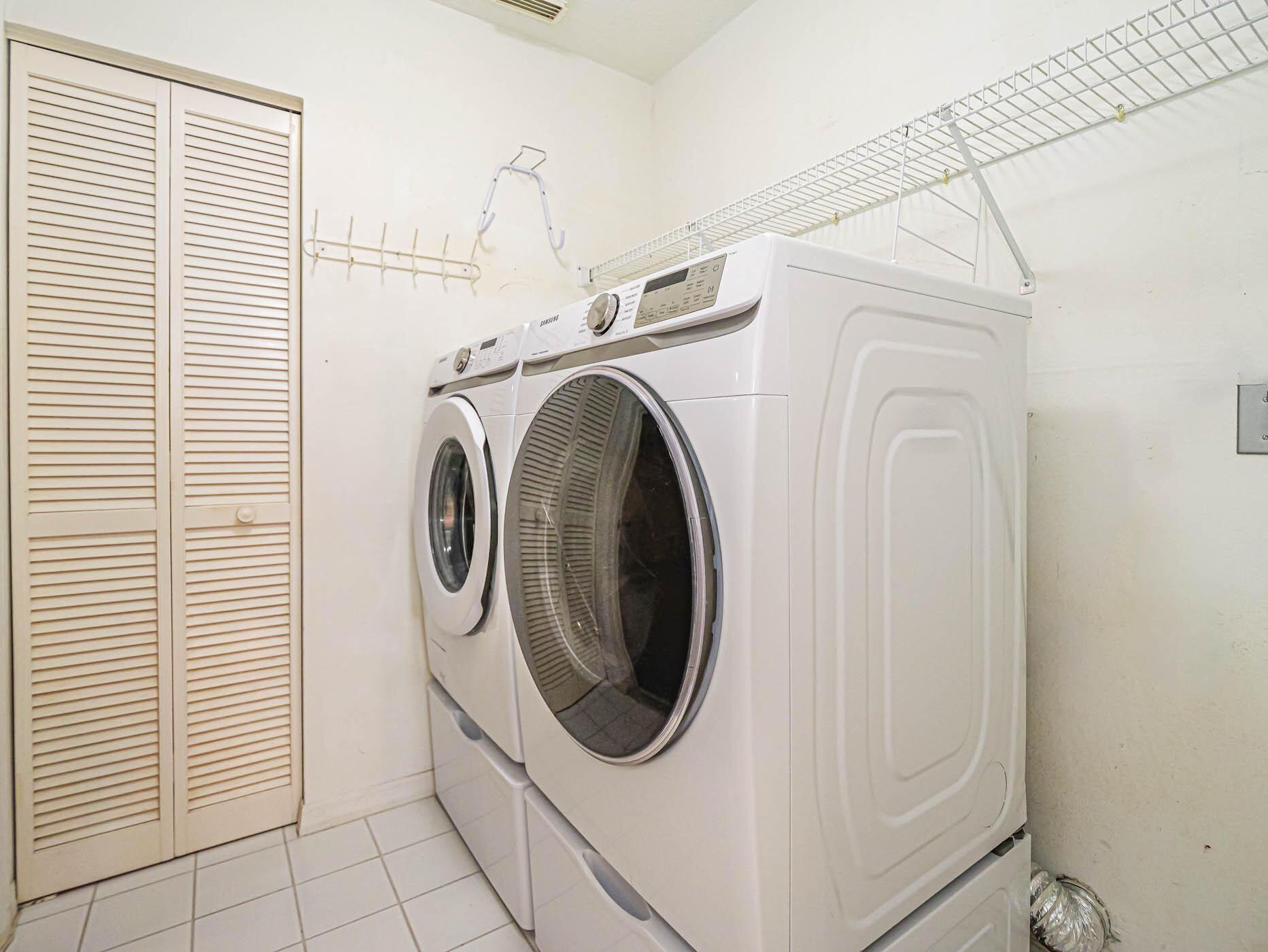 SANDPIPER BAY - PORT ST LUCIE SECTION 20 - Residential