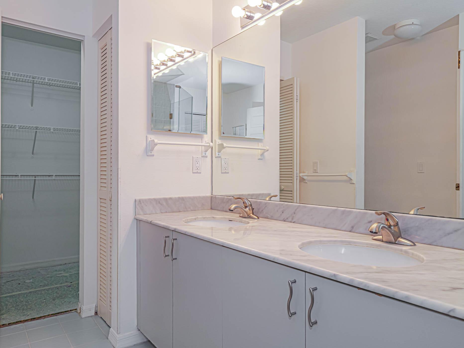 SANDPIPER BAY - PORT ST LUCIE SECTION 20 - Residential