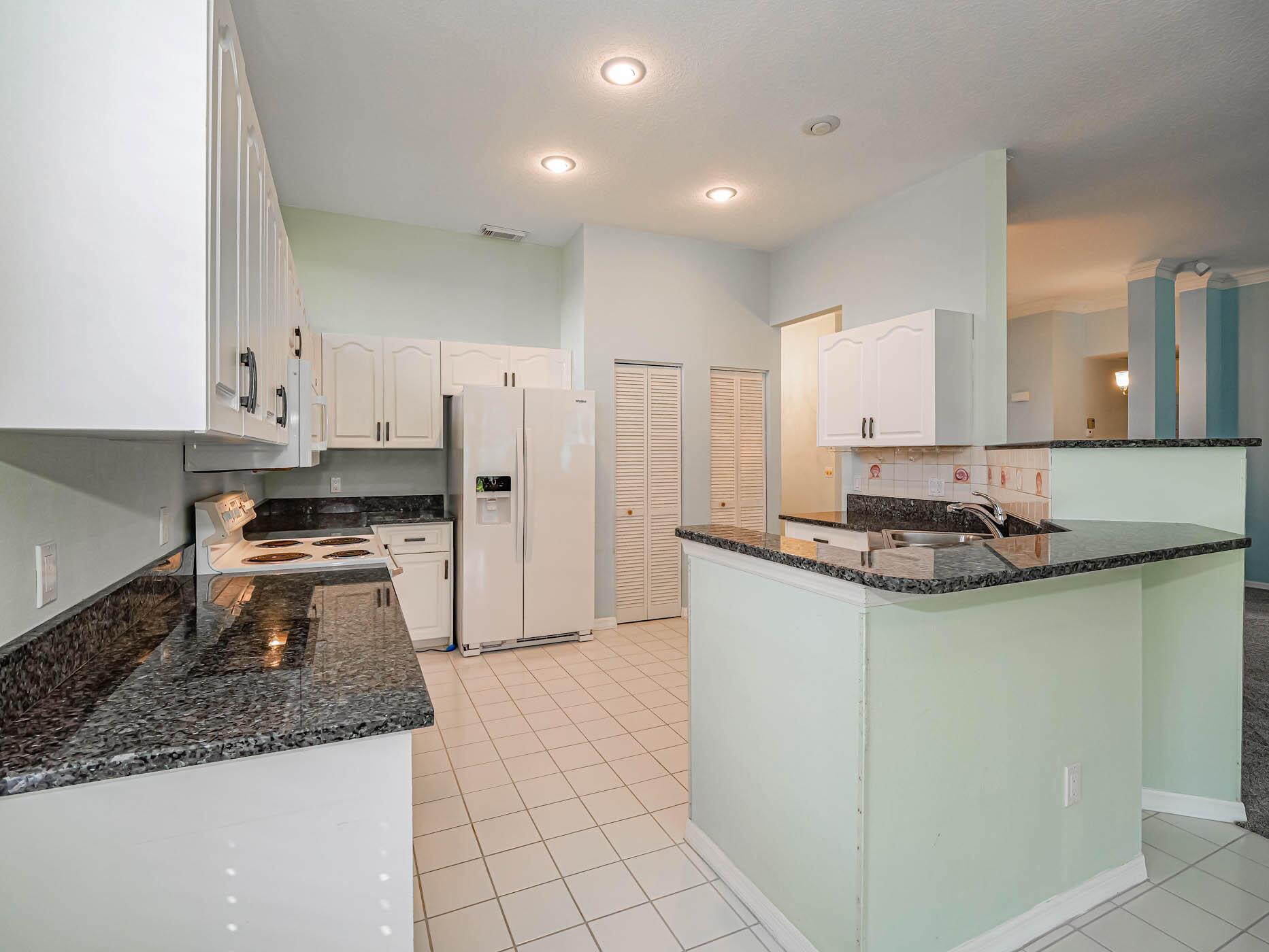 SANDPIPER BAY - PORT ST LUCIE SECTION 20 - Residential