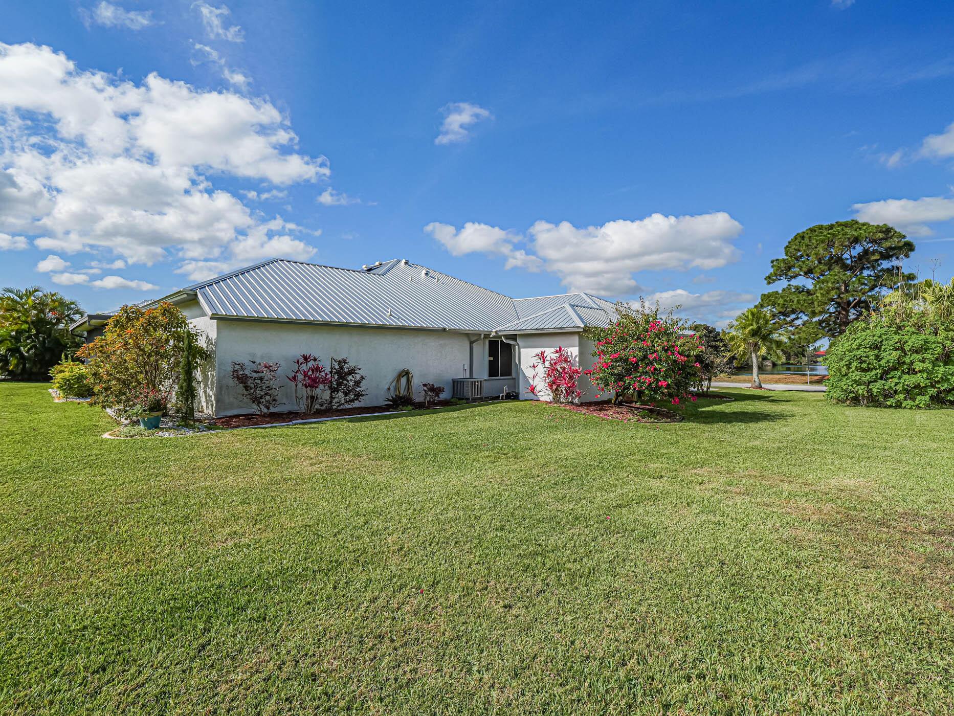 SANDPIPER BAY - PORT ST LUCIE SECTION 20 - Residential