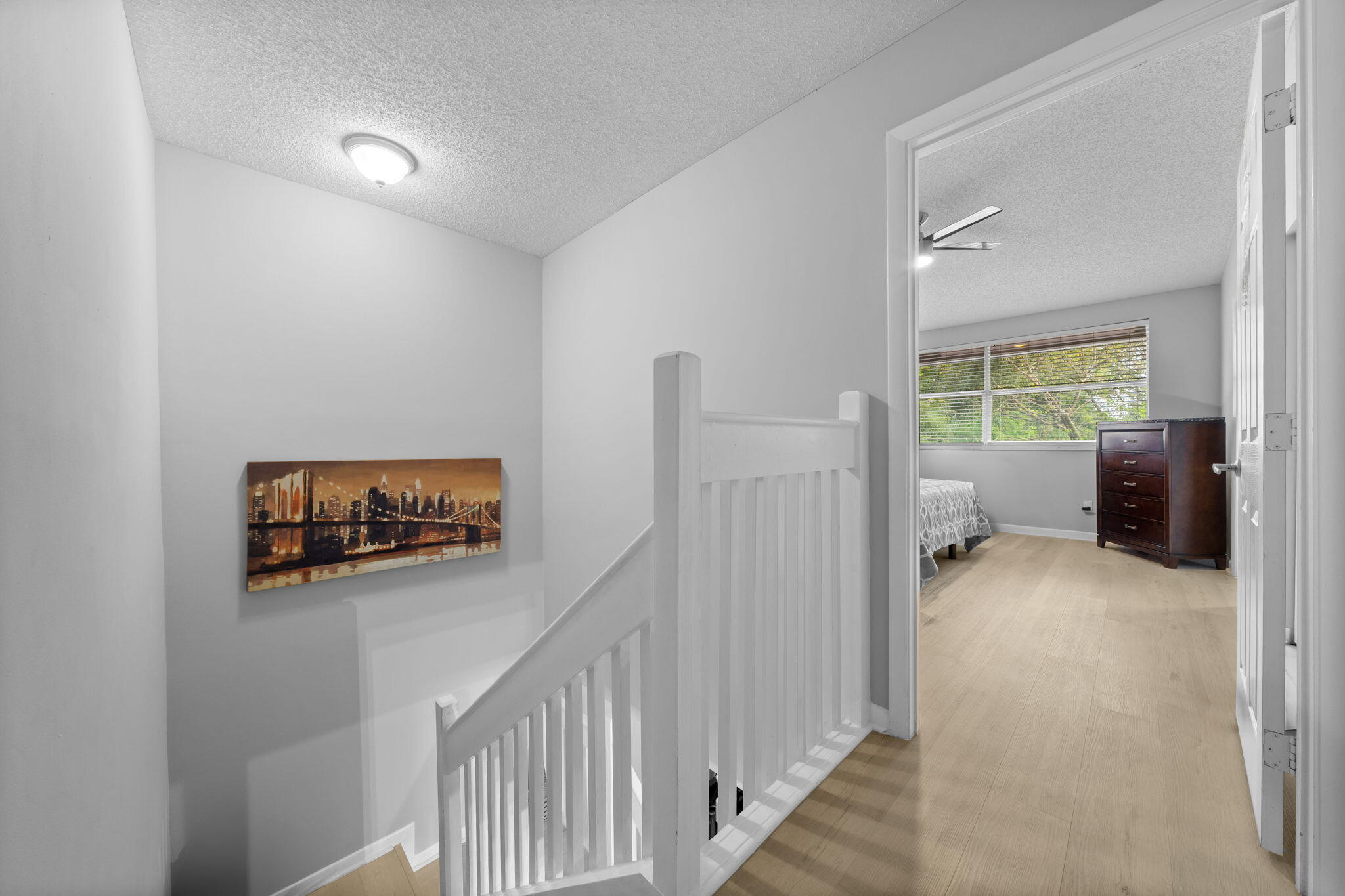 THE LAKES - Residential