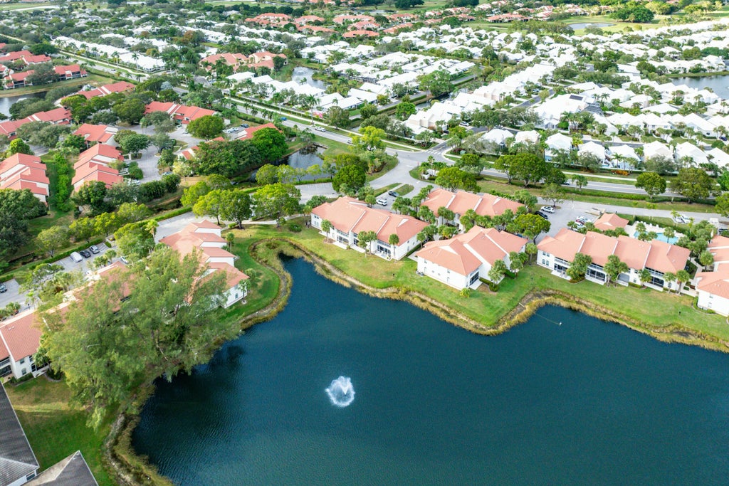 Photo of 136 Cypress Point Drive, Palm Beach Gardens, FL 33418 (MLS # R11044923)