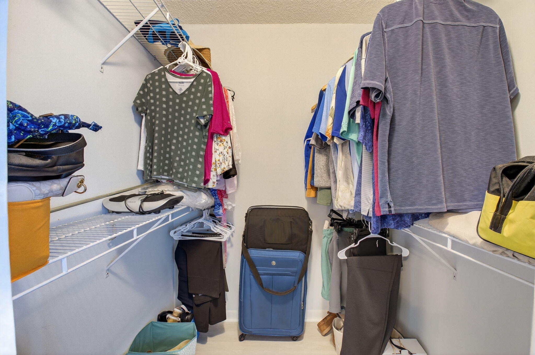 PINE RIDGE SOUTH IV CONDO - Residential