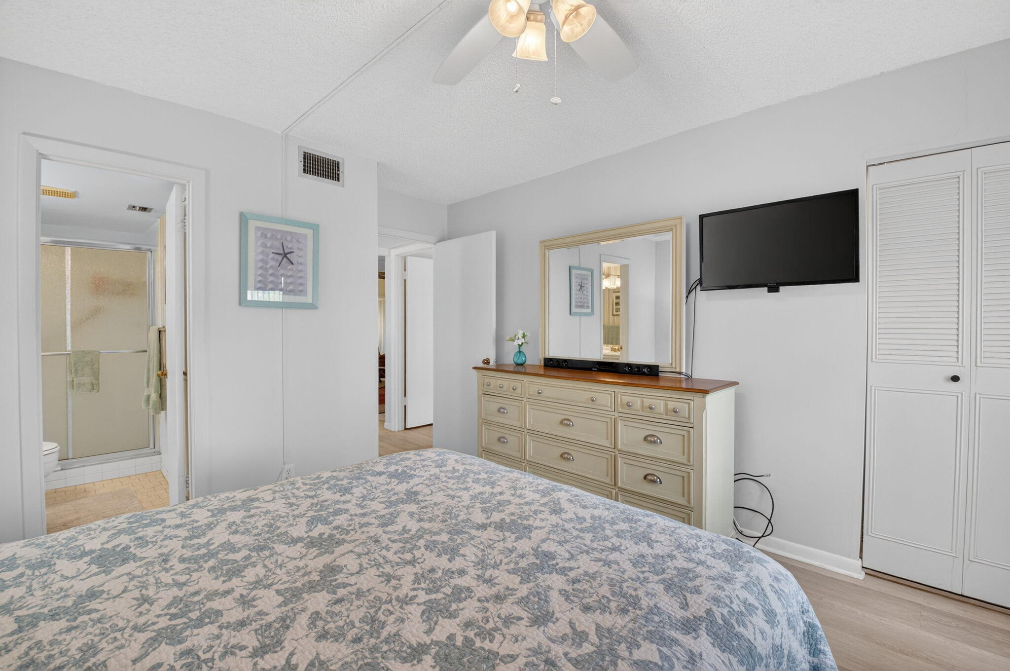 PINE RIDGE SOUTH IV CONDO - Residential