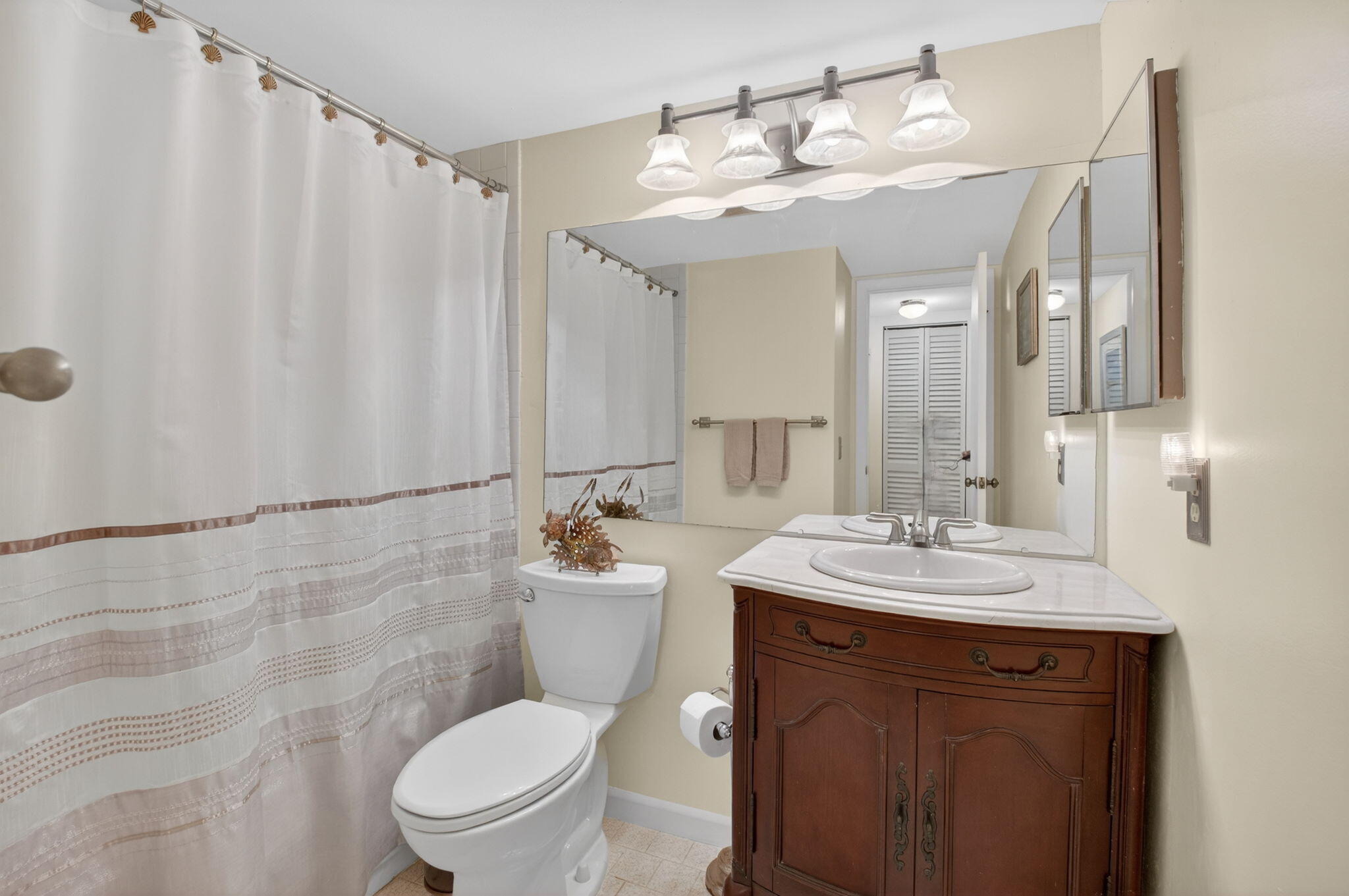 PINE RIDGE SOUTH IV CONDO - Residential