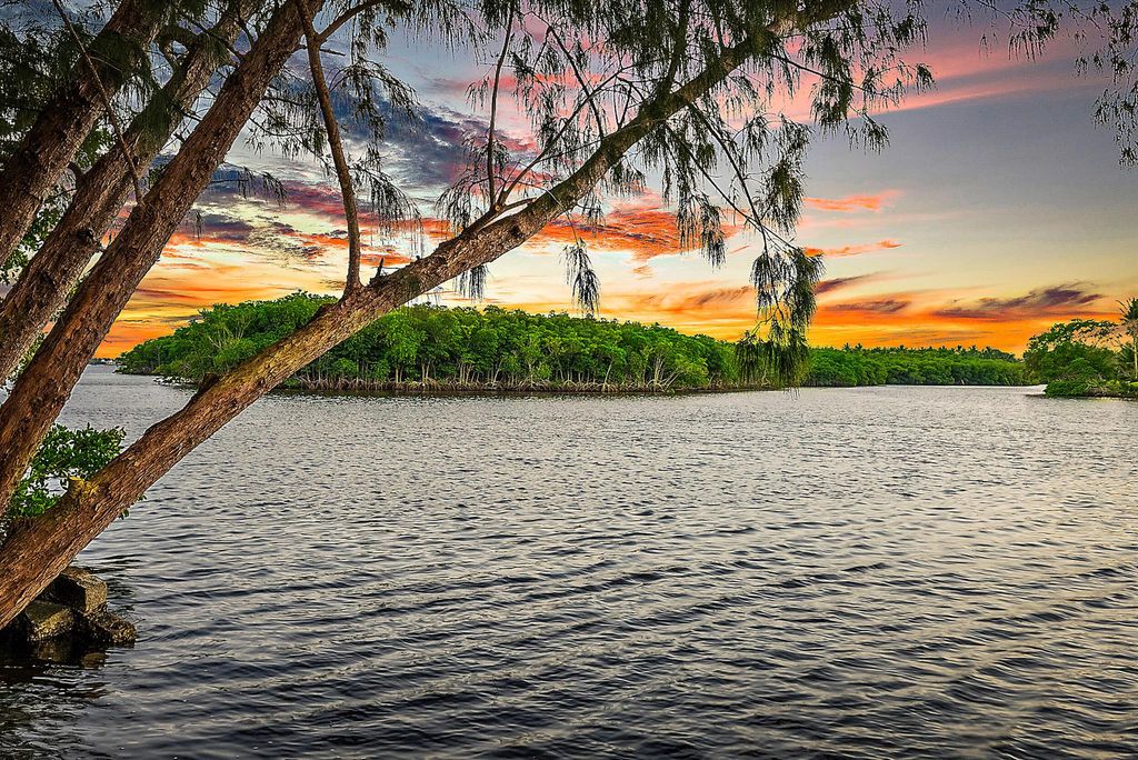 Photo of 9380 SE Point Terrace, Jupiter, FL 33469 (MLS # R10857972)